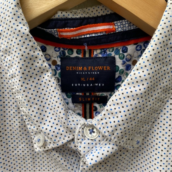 Men’s Denim & Flower Short Sleeve - Picture 2 of 6